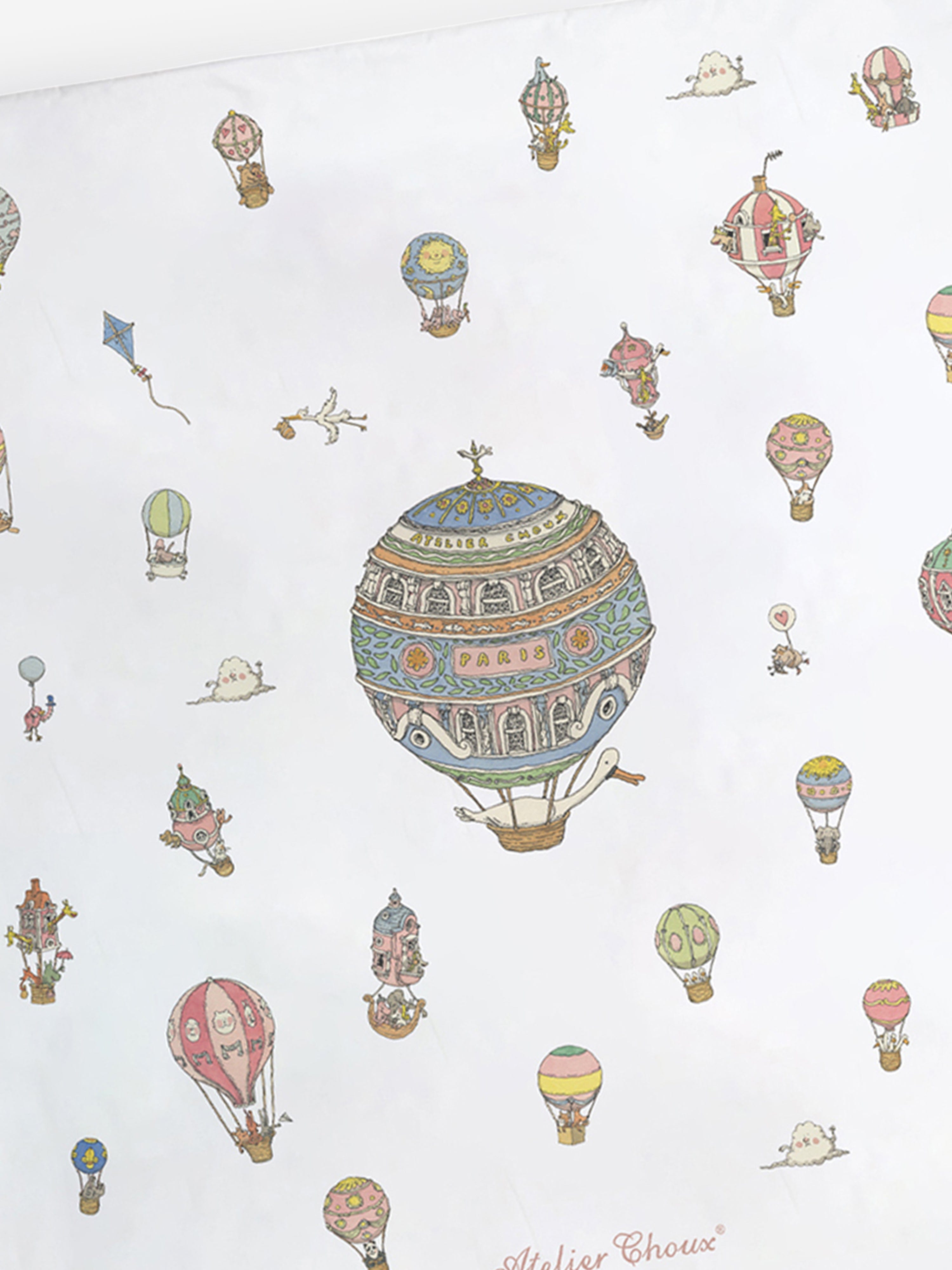 Atelier Choux Baby Reversible Hot Air Balloons / Carousel Quilt in Blue (130cm)