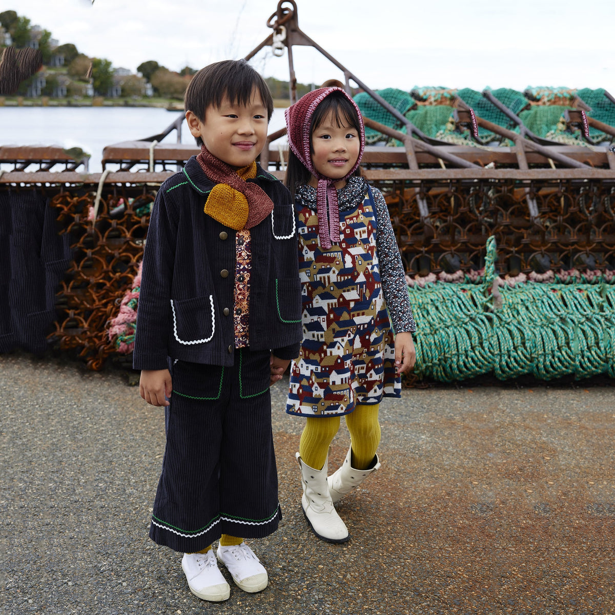 Manteau en velours côtelé noir pour garçons et filles