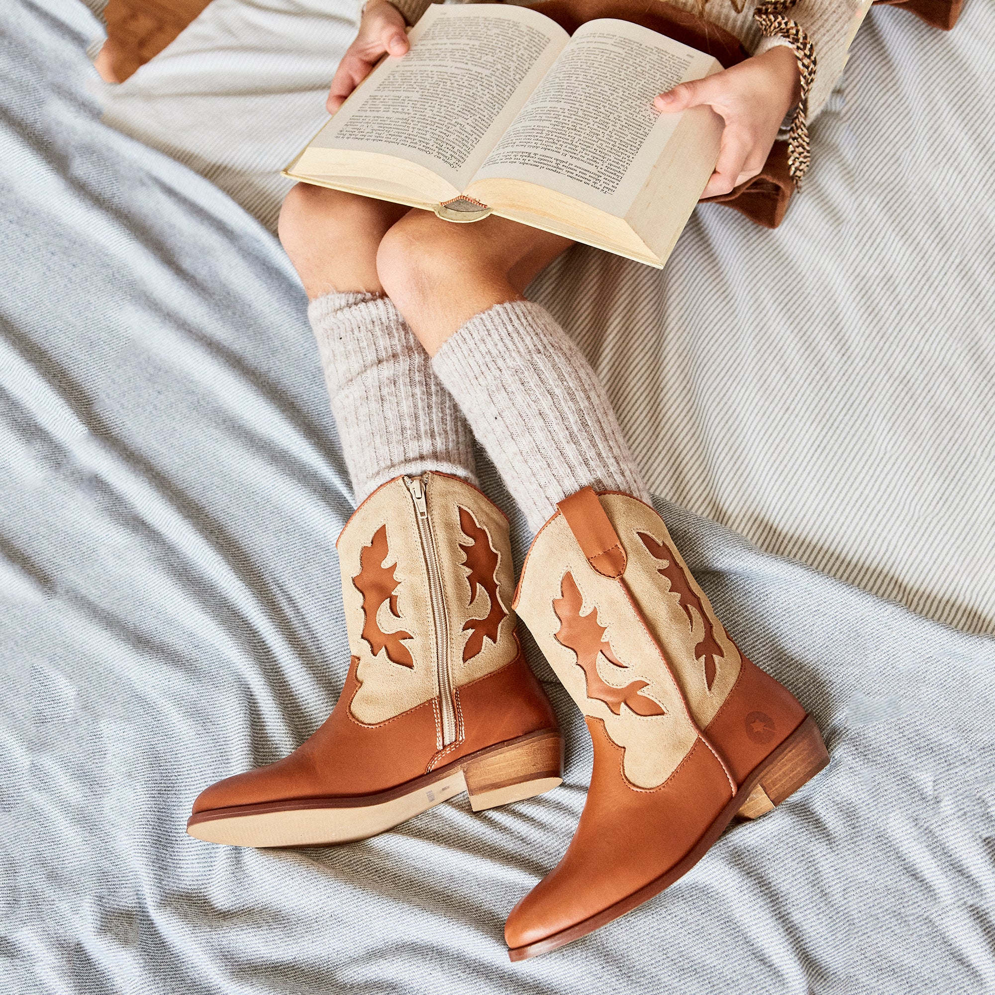 Girls Caramel Shoes