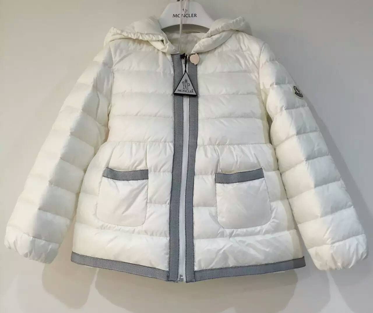 Baby Girls White Down Padded 'Priscille' Jacket With Embroidered Edge - CÉMAROSE | Children's Fashion Store - 1