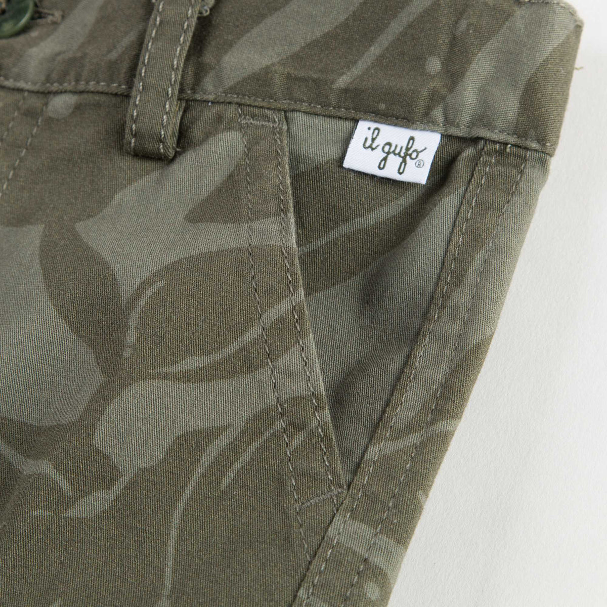 Short vert camouflage pour garçons