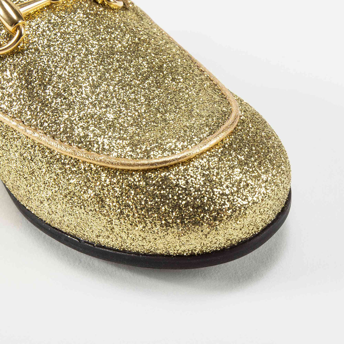Chaussures dorées pour bébés filles