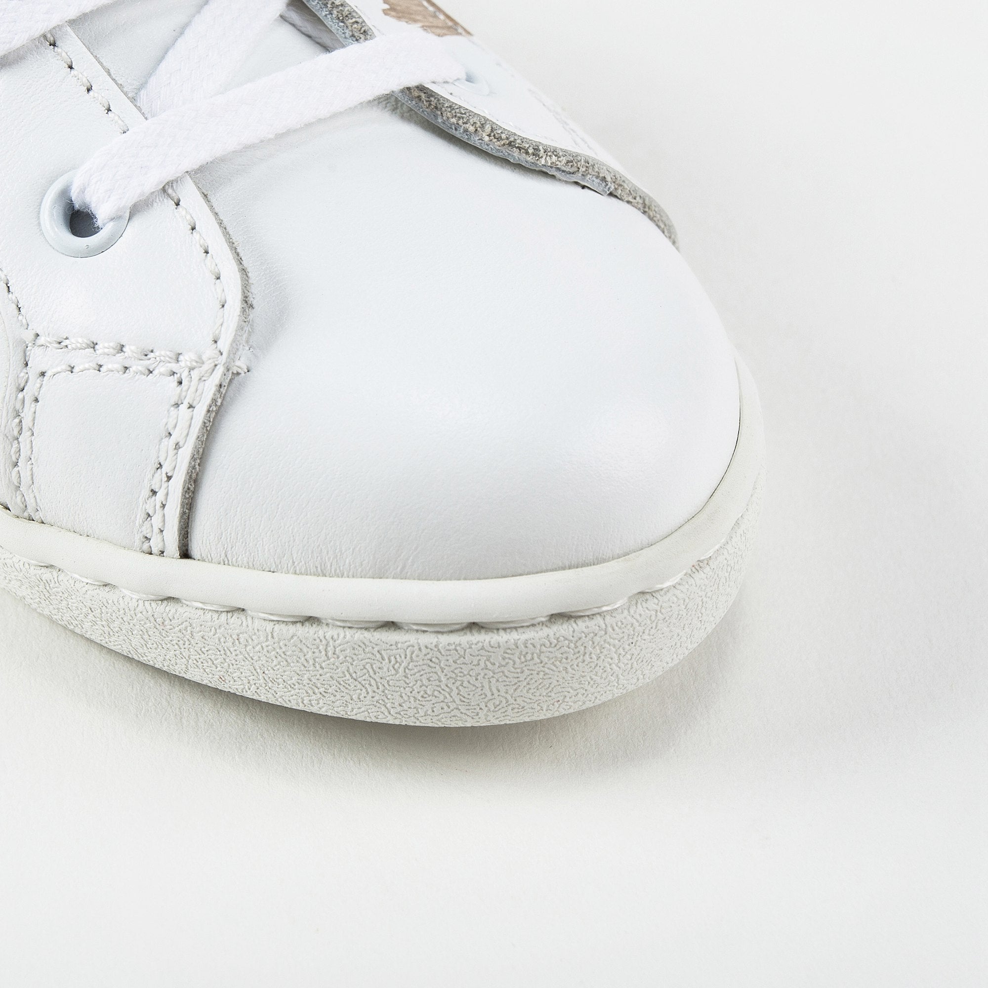 Girls White Leather Whit Logo Shoes