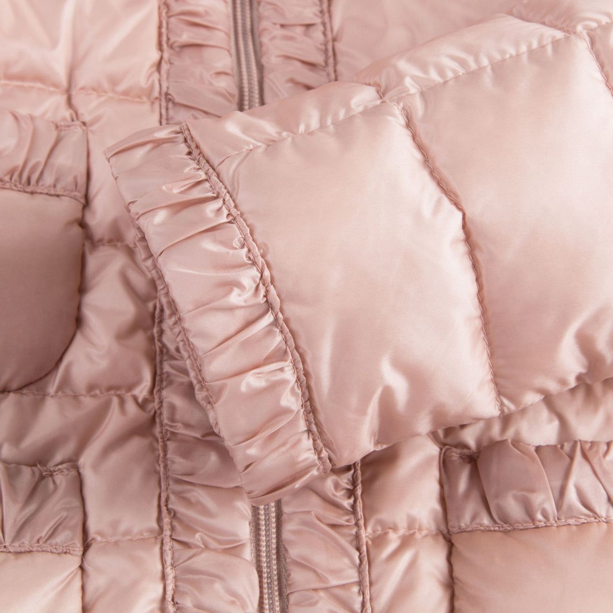 Doudoune à capuche rose vif « Flavienne » pour fille avec poignets à volants