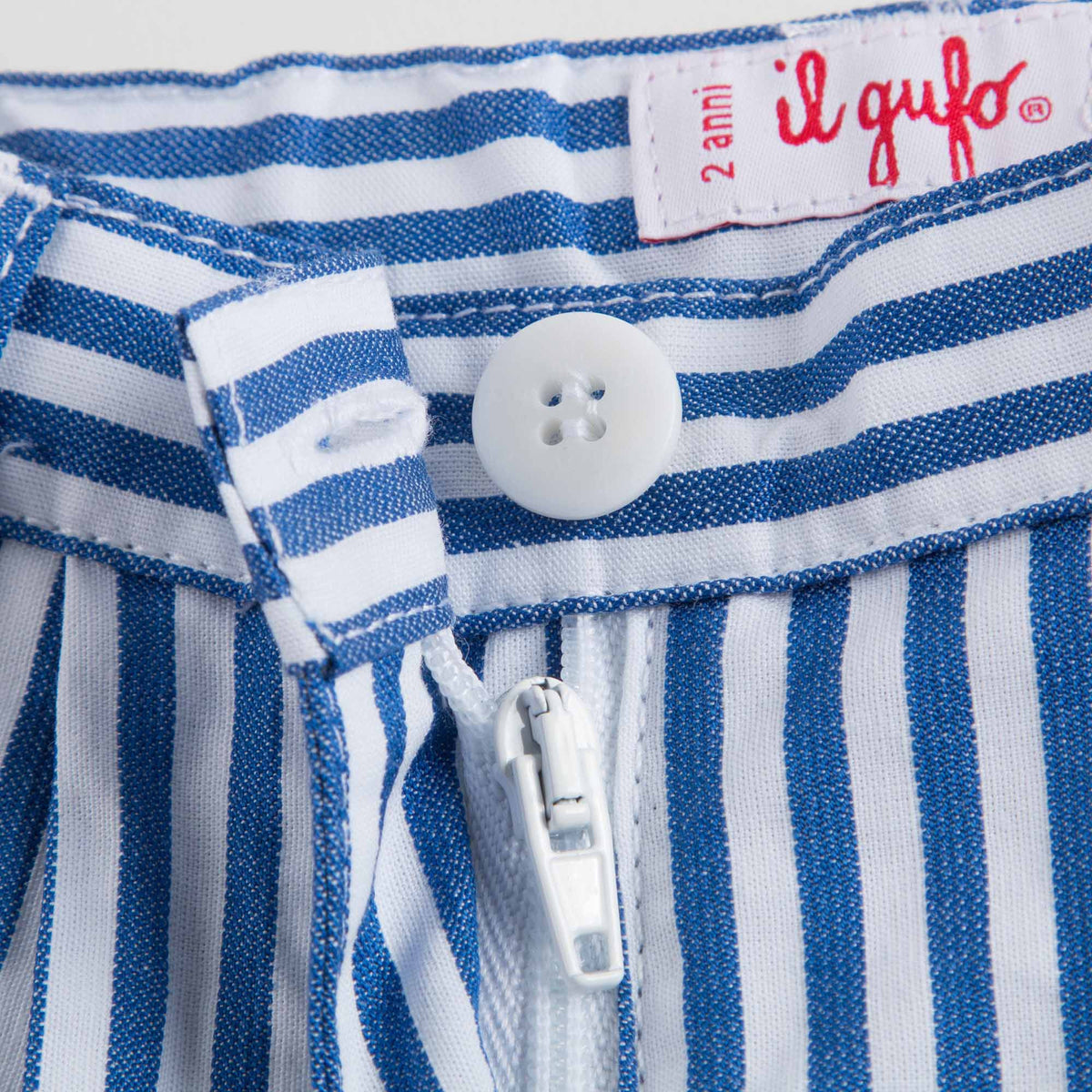 Shorts rayés bleu et blanc pour fille
