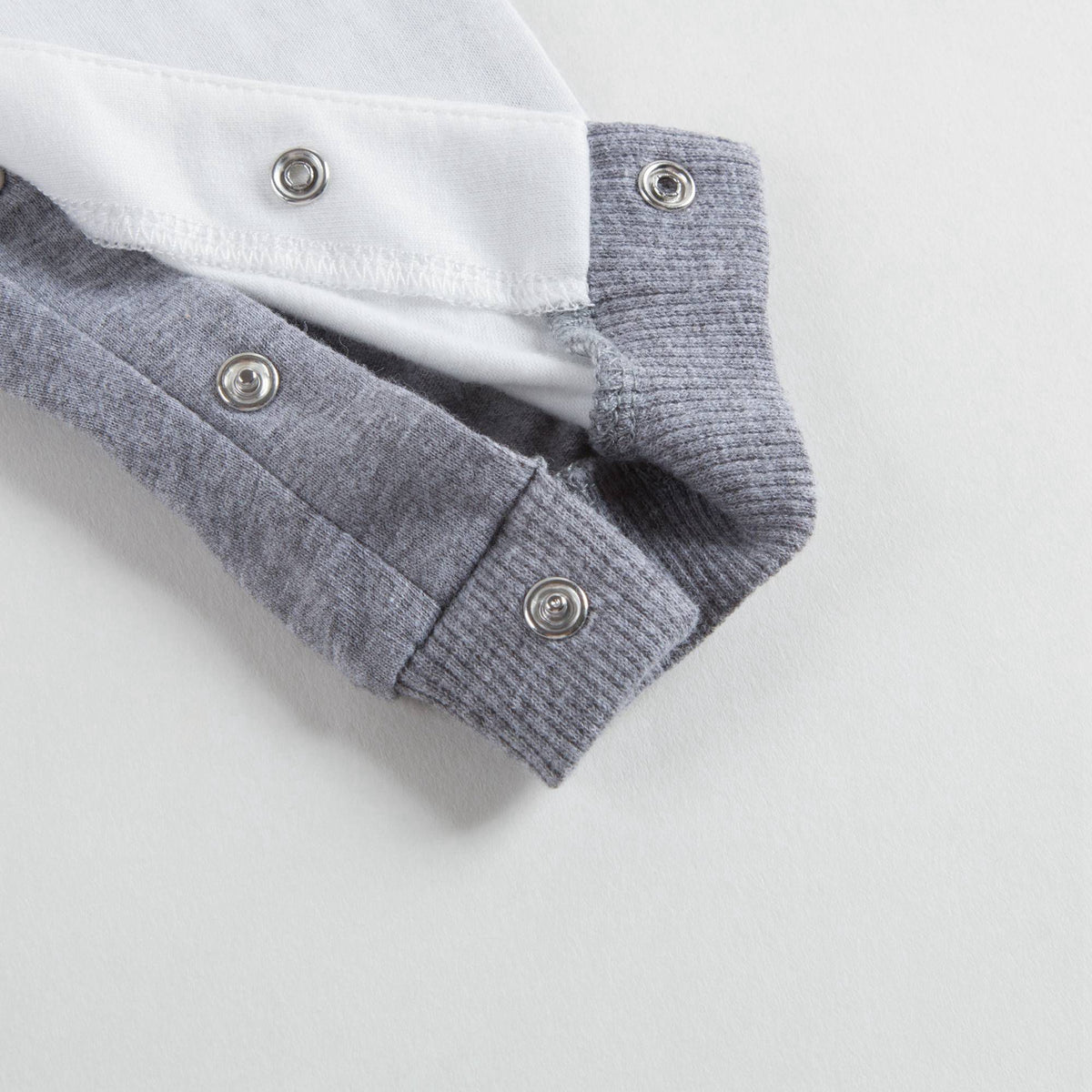 Ensemble 3 pièces de grenouillère bébé imprimée jouet blanc et gris