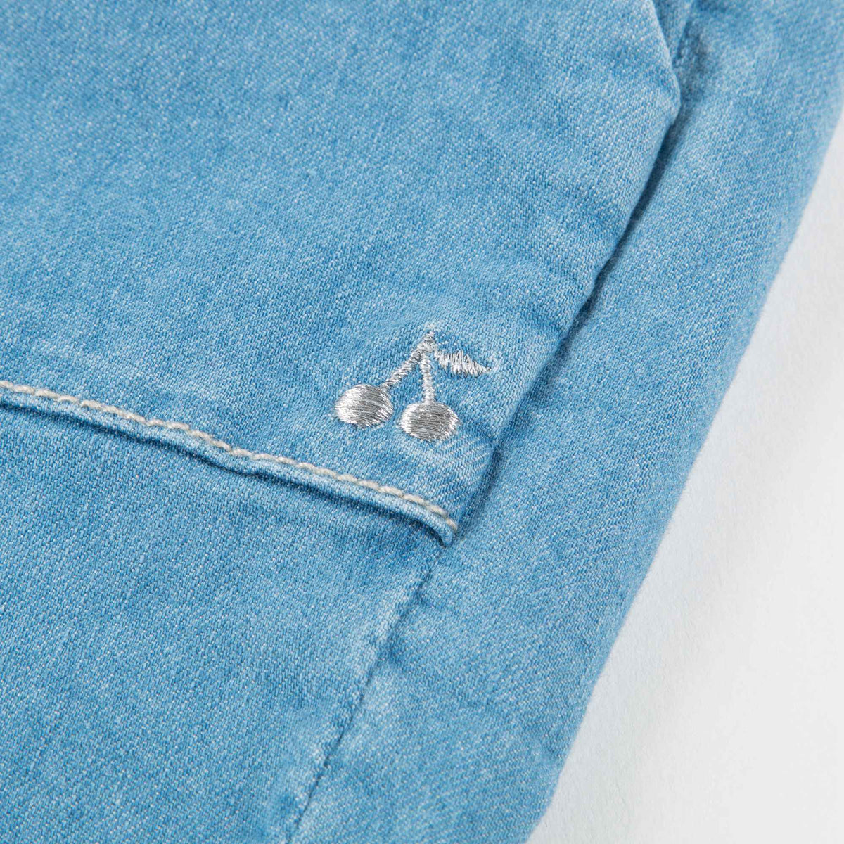 Jean en denim doux bleu pour petite fille