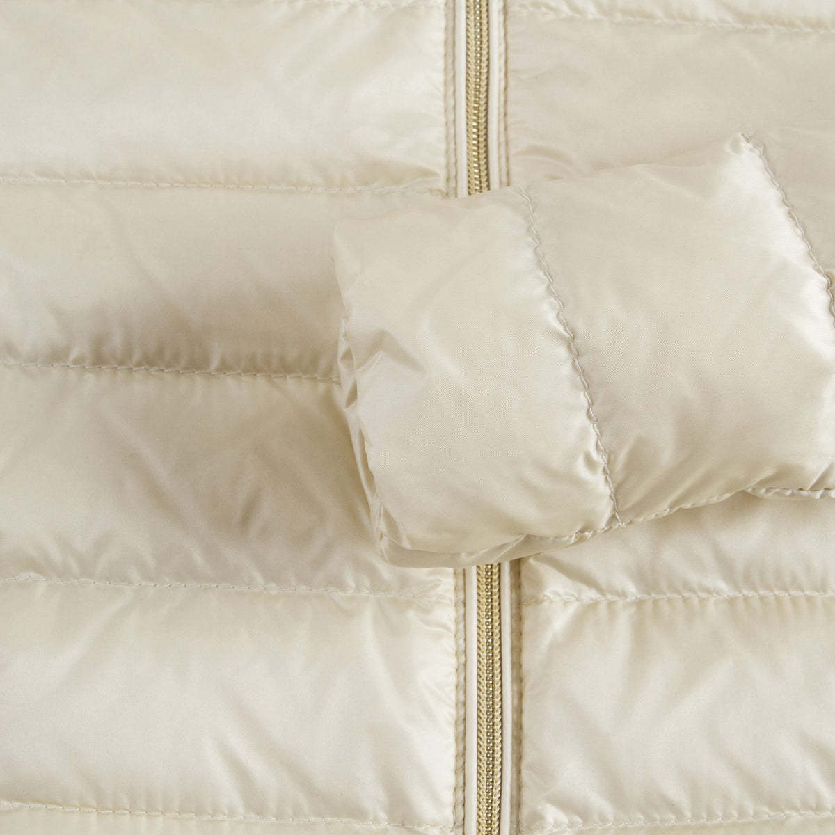 Doudoune matelassée à poche cachée blanc cassé « Ambrine » pour fille
