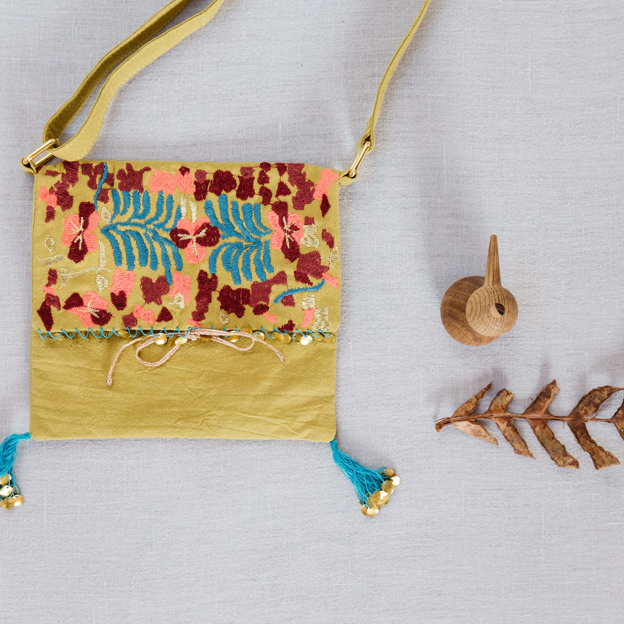 Girls Yellow "Ouzzoum" Bag