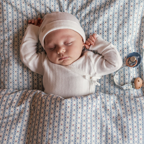 Baby Boys  & Girls White Cotton Hat