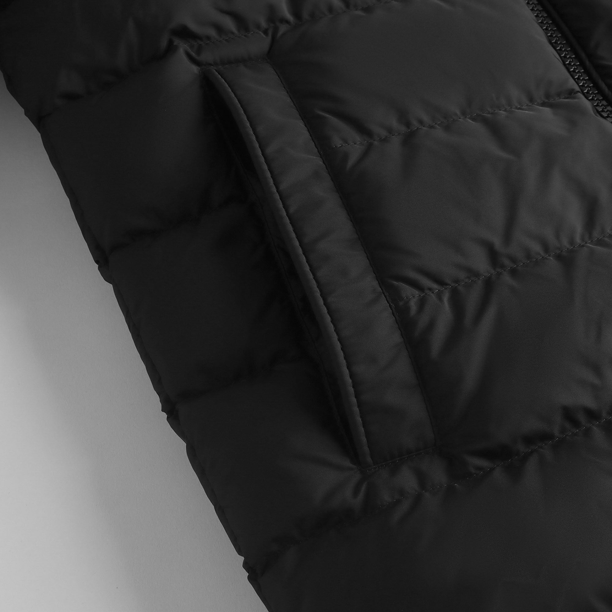 Boys Black"AREUM"Padded Down Jacket