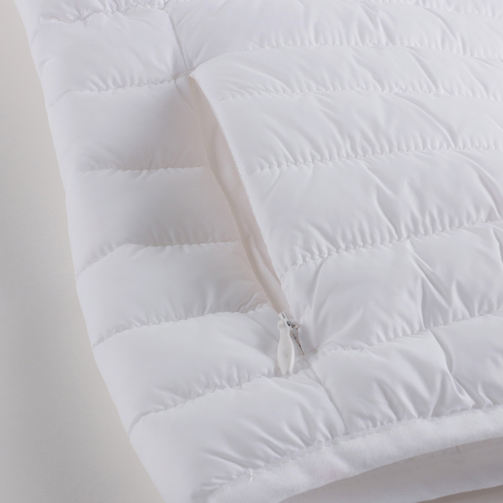 Boys & Girls White Padded Gilet