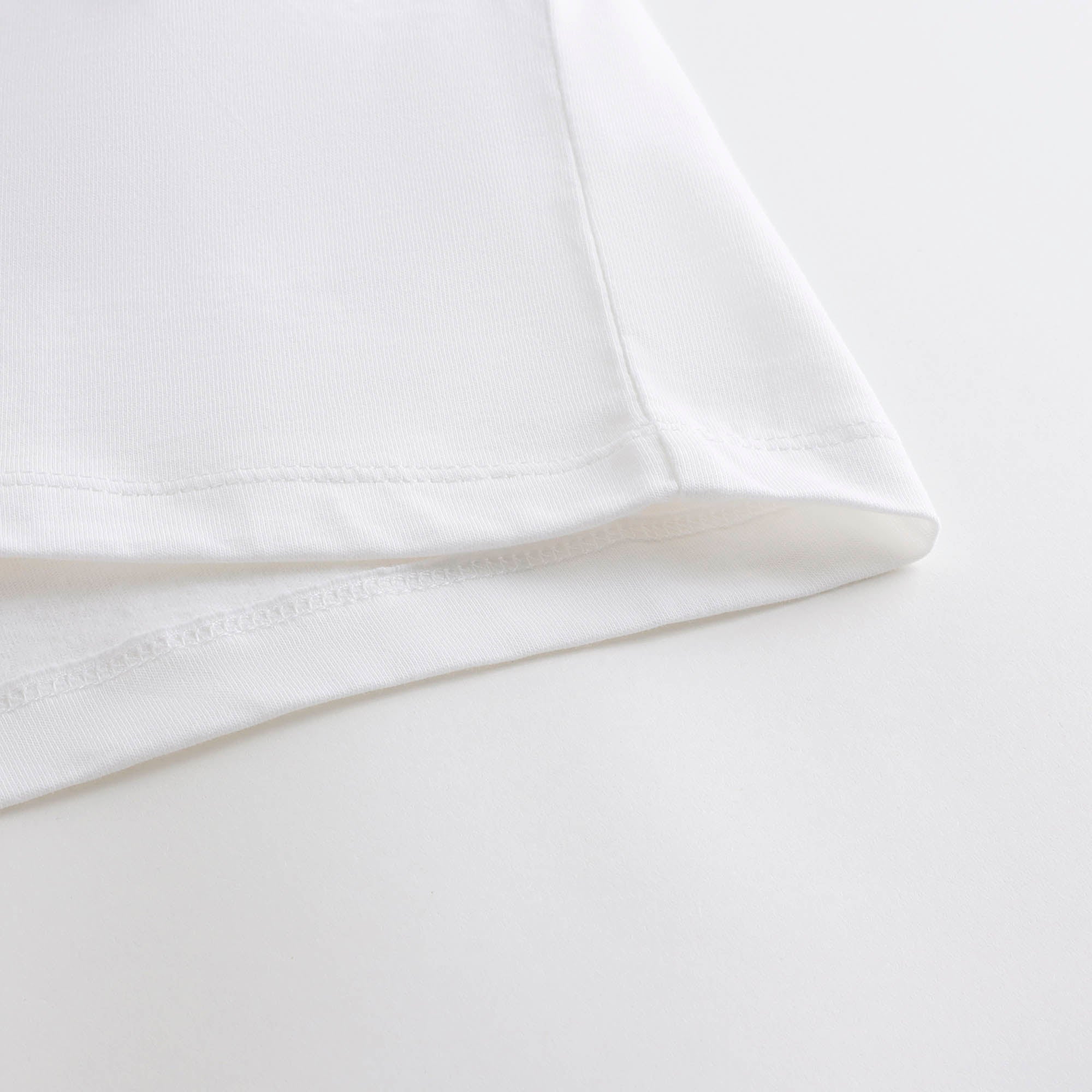 Boys & Girls White Printed Cotton T-Shirt