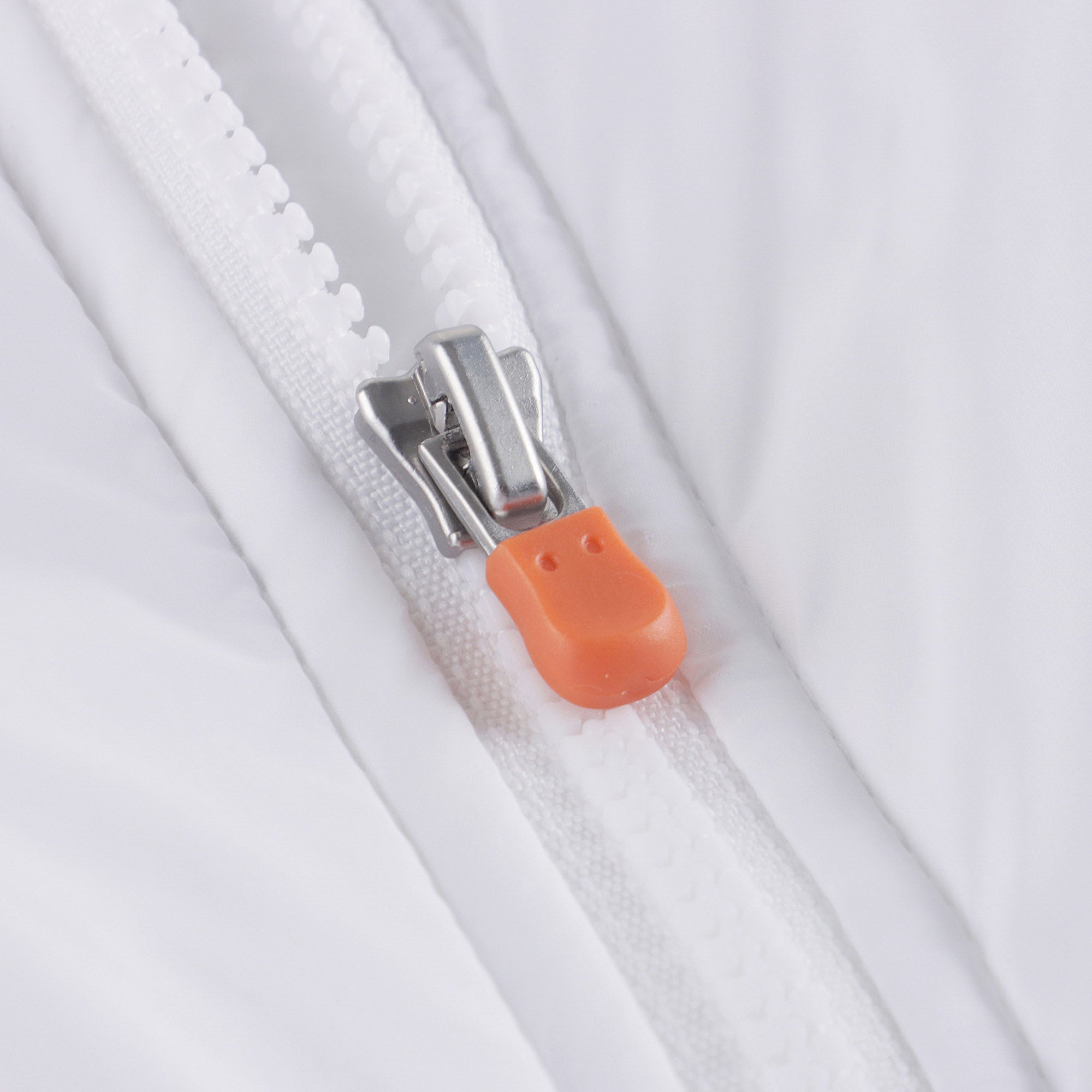 Boys & Girls White Zip-Up Jacket