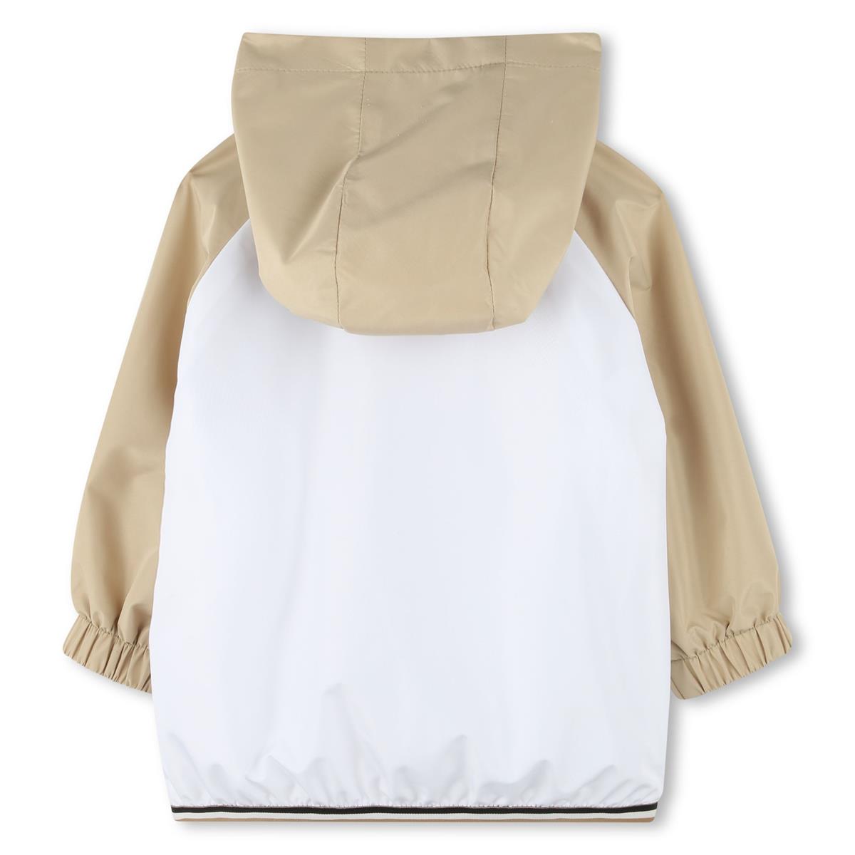 COUPE-VENT A CAPUCHE