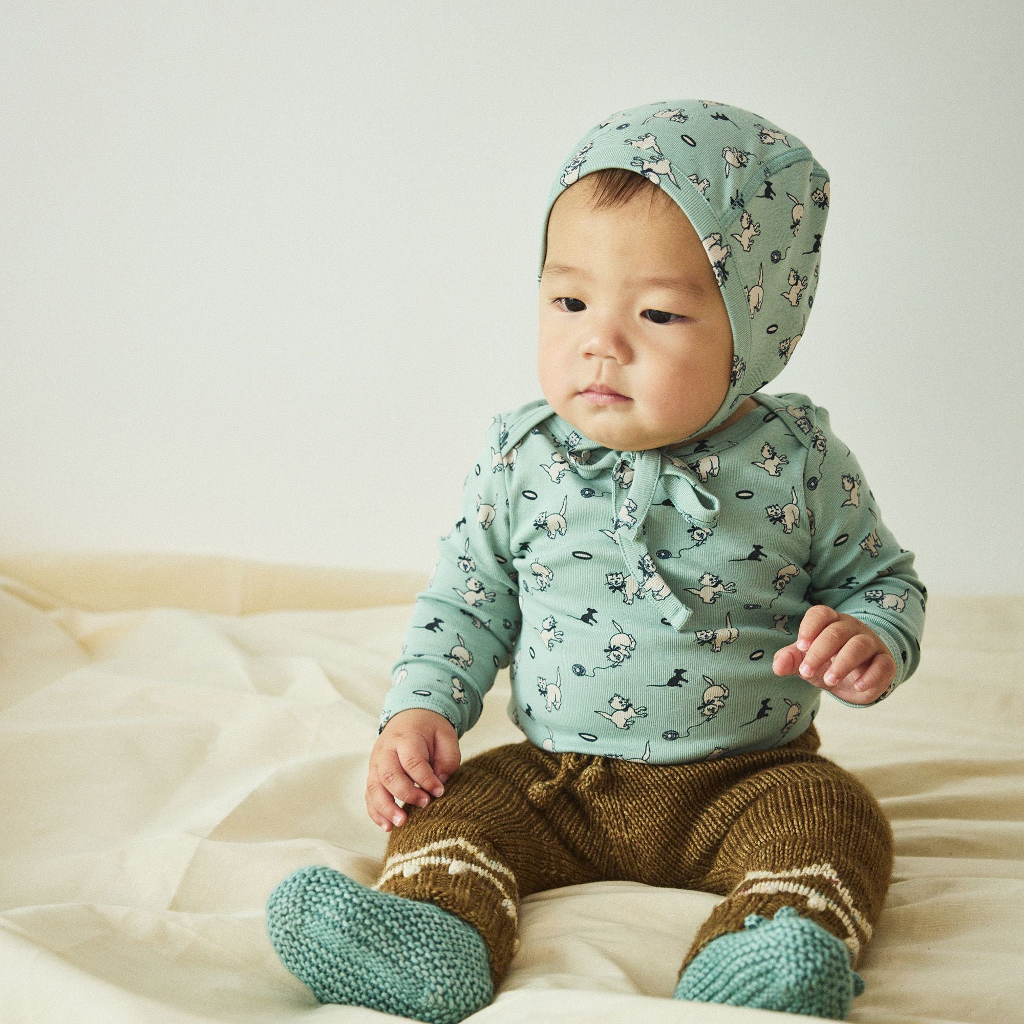 Baby Boys & Girls Green Printed Cotton Babysuit