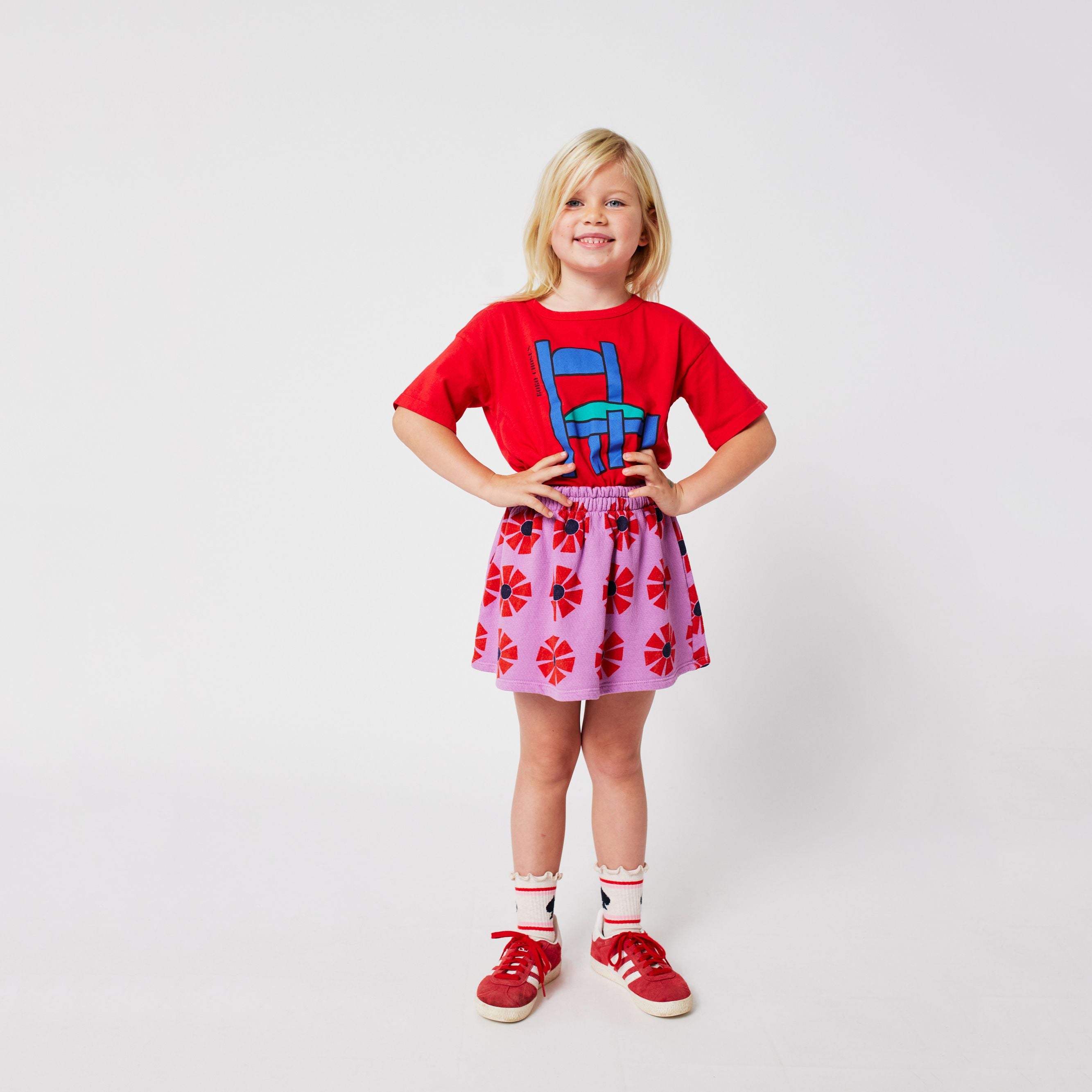 Boys & Girls Red Chair Printed Cotton T-Shirt