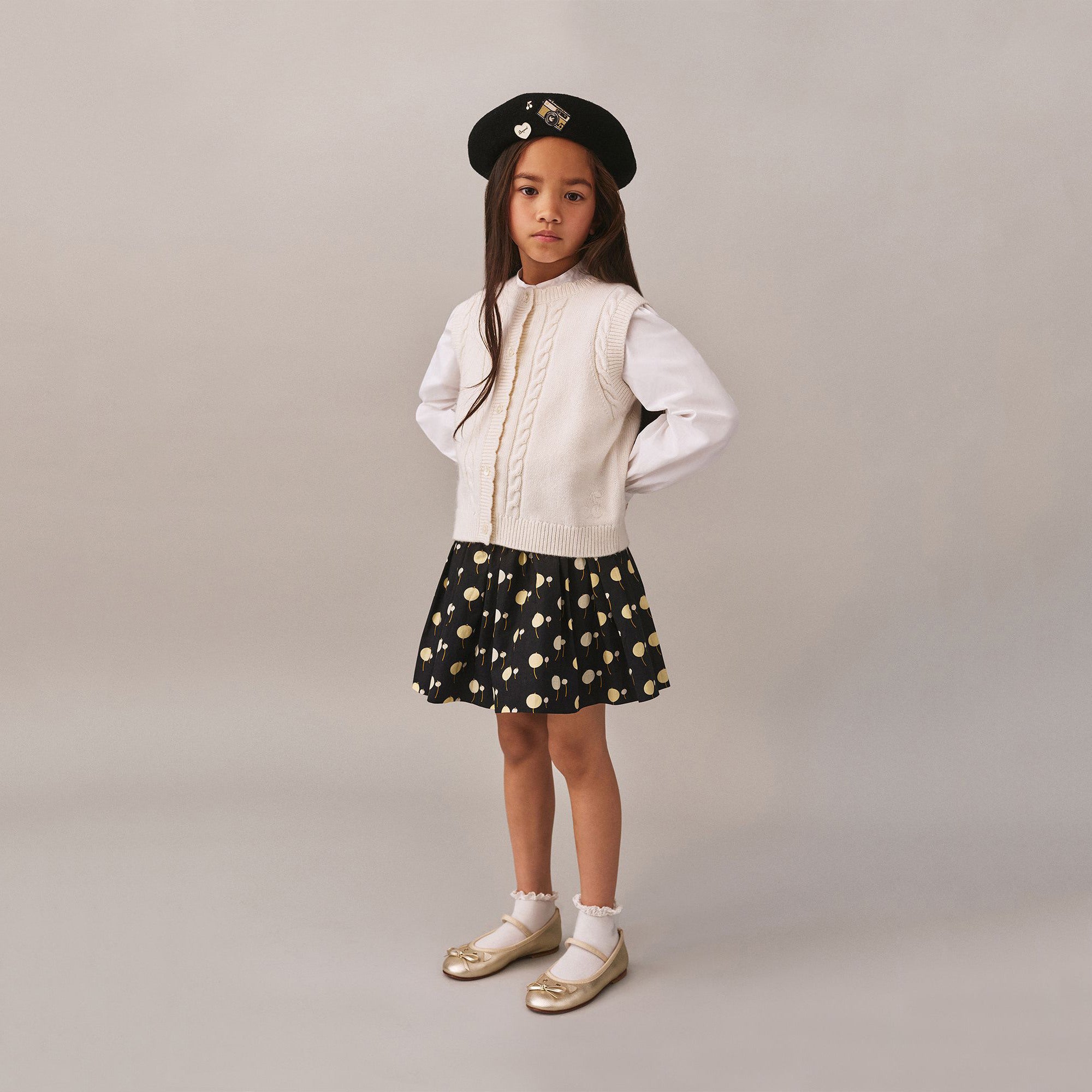 Girls White Knit Gilet