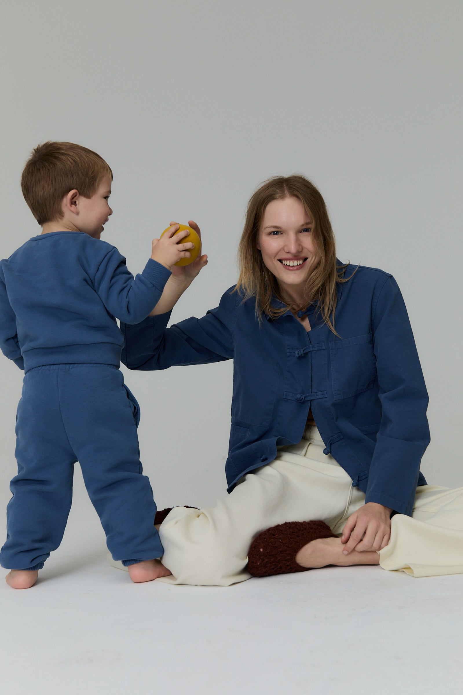 Baby Boys & Girls Blue Sweatshirt