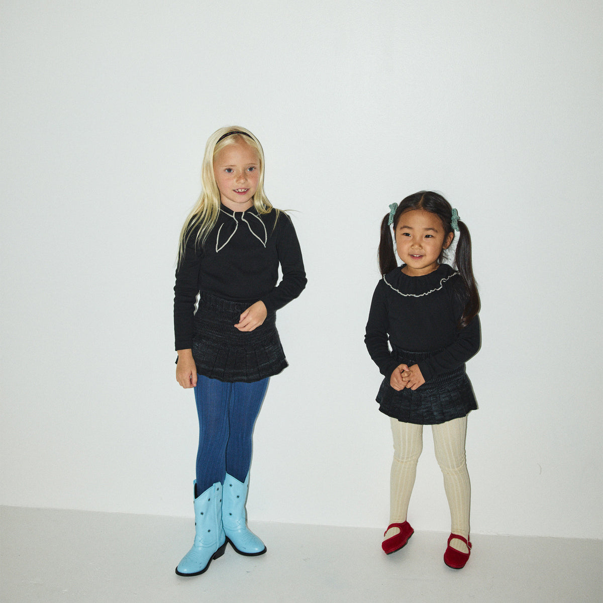 Jupe noire en laine pour fille
