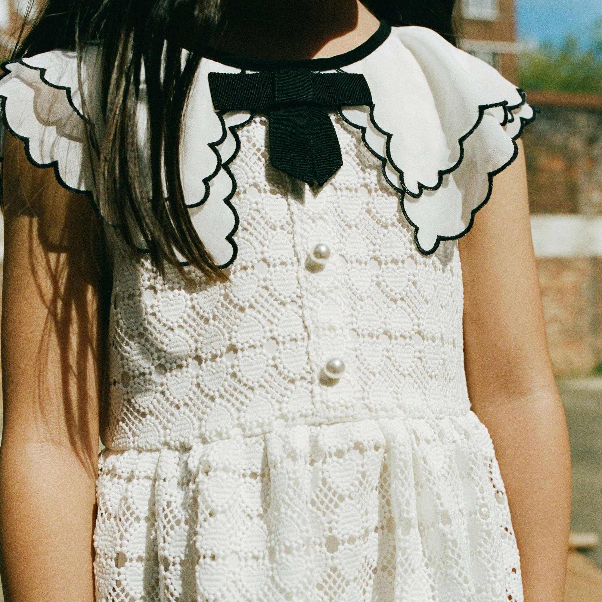 Girls White Heart Lace Scallop Collar Dress