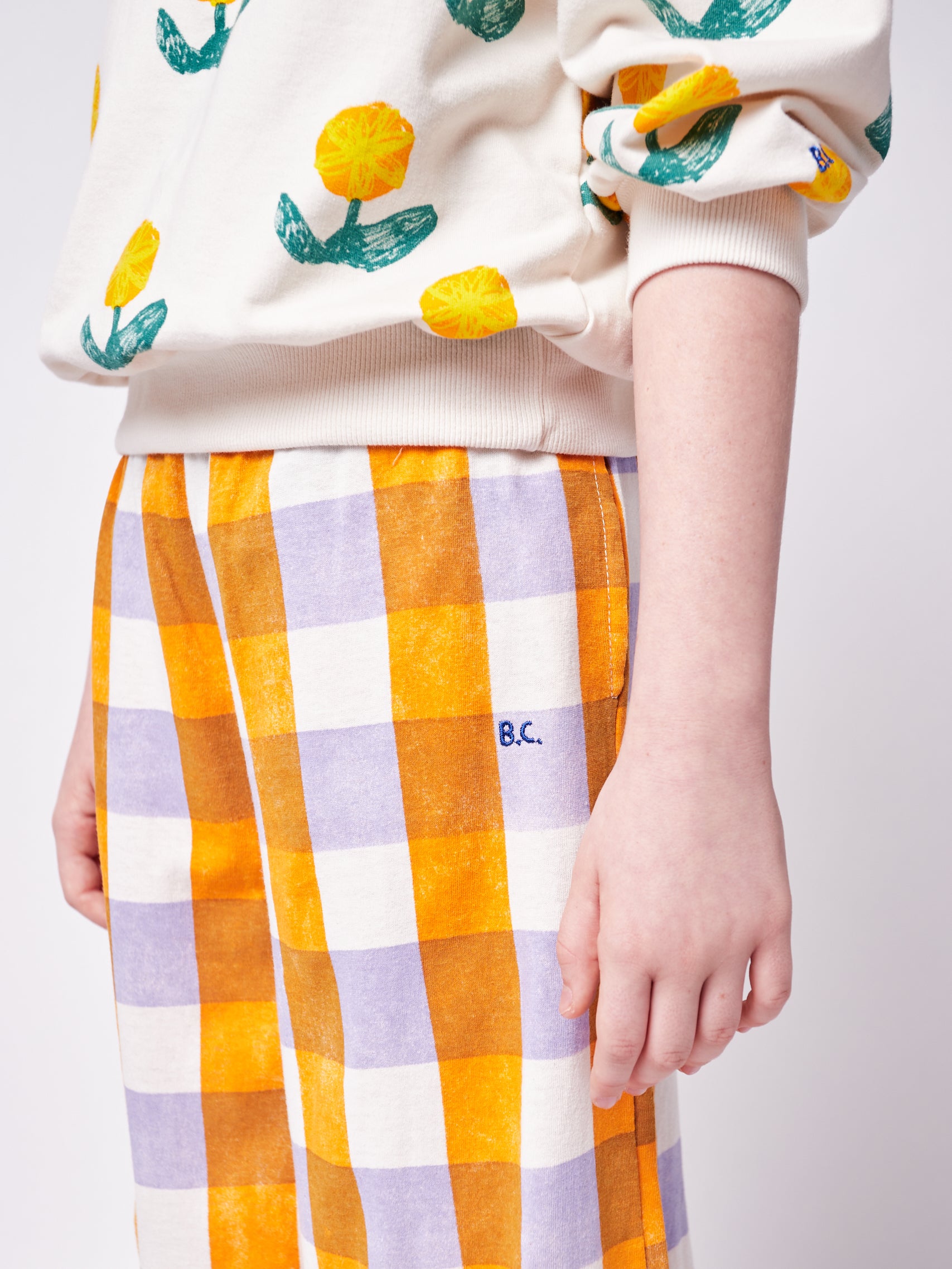 Boys & Girls White Flower Cotton Sweatshirt