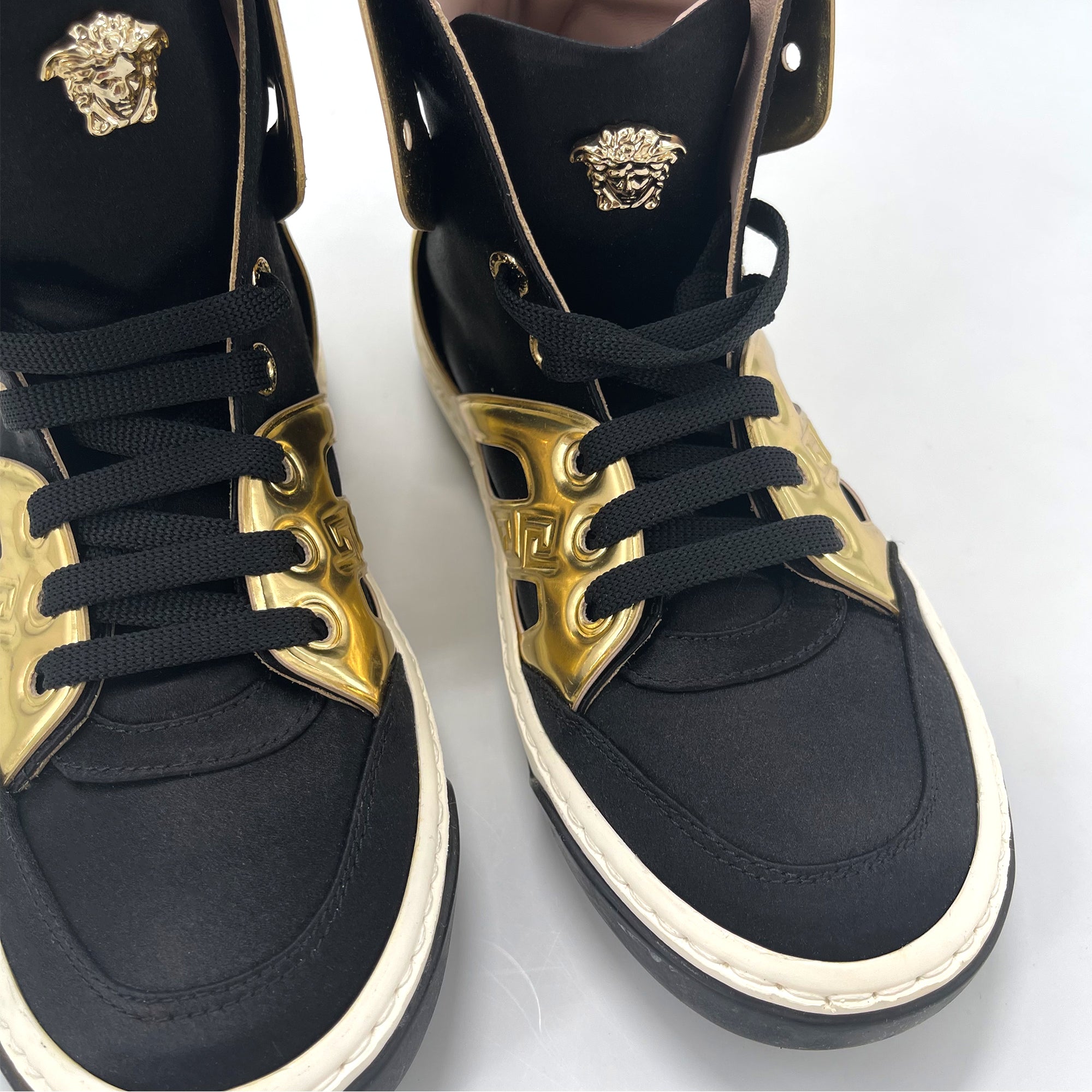Girls Black High-Top Trainers