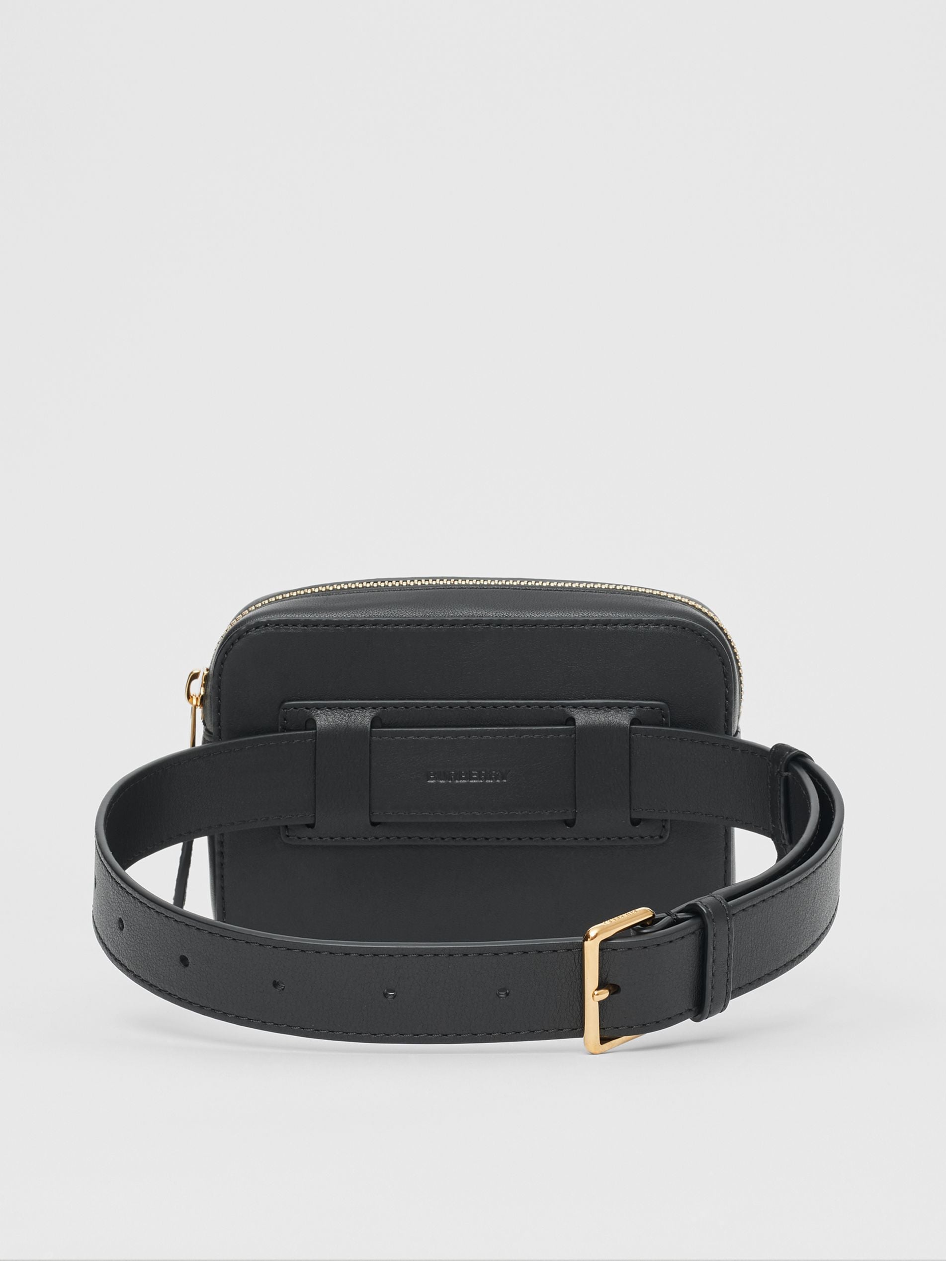 Girls Archive Beige Riveted Leather Waist Bag (16 x 4 x 12CM）
