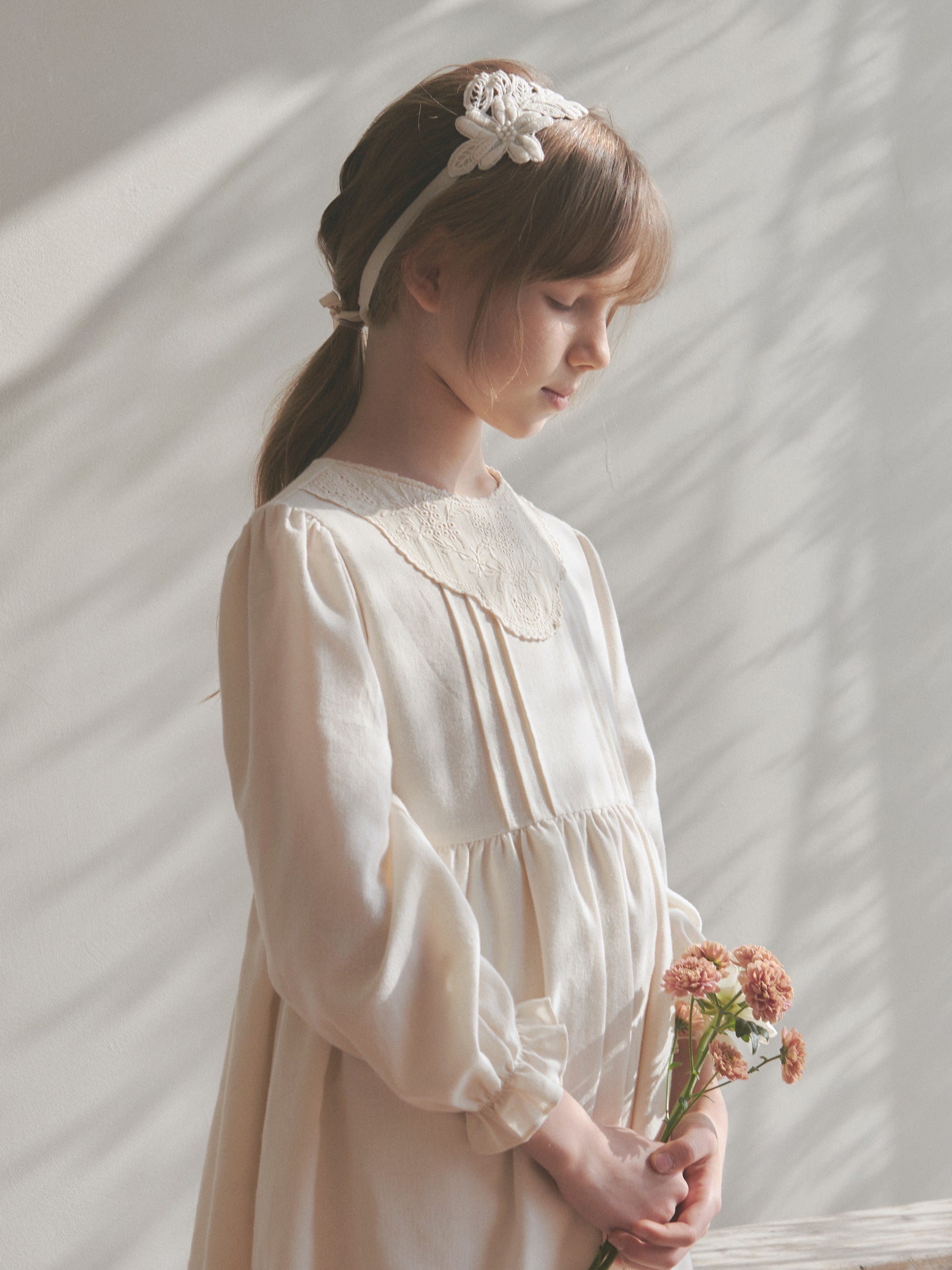 Girls White Flower Hairband