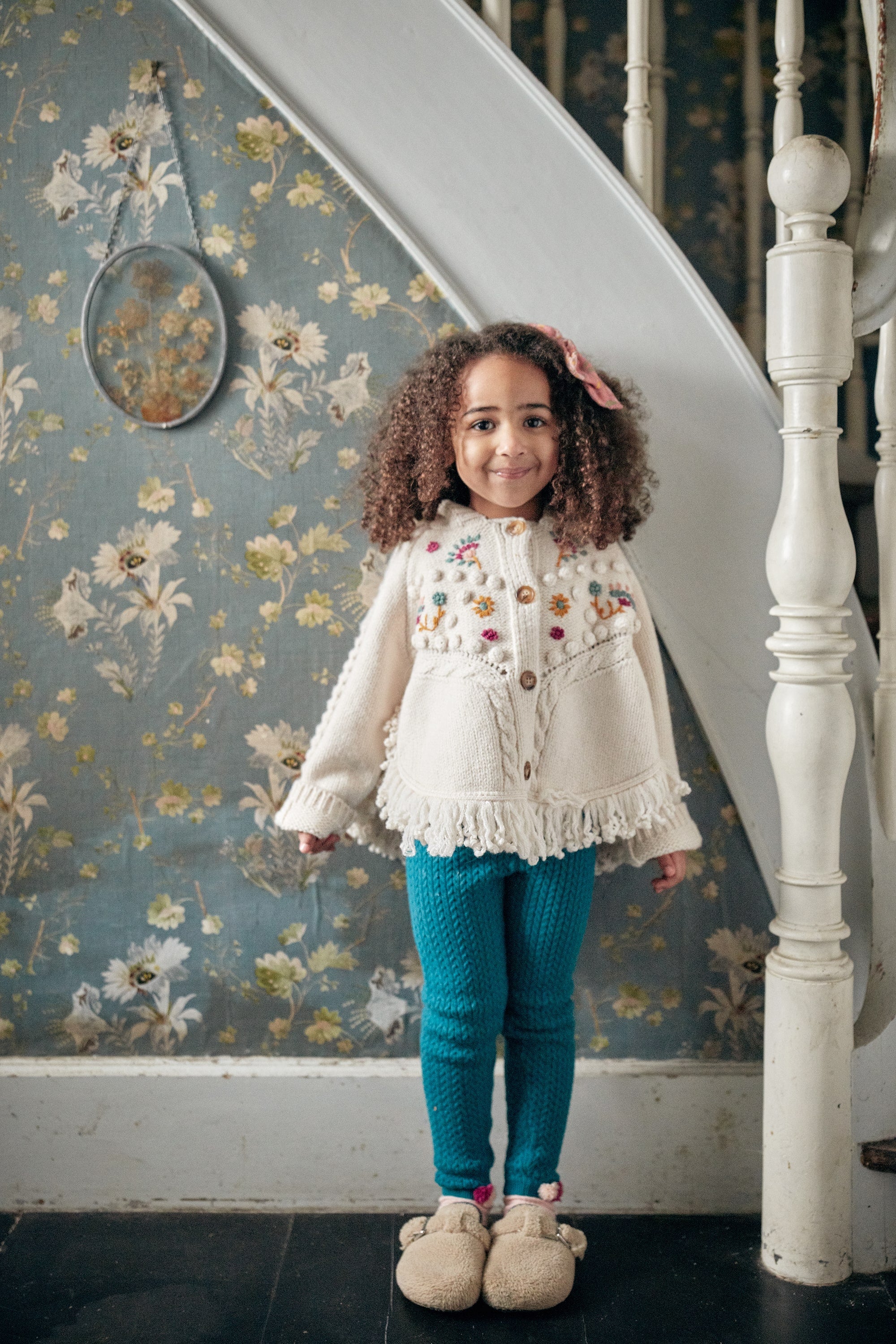 Girls White Wool Knit Cape