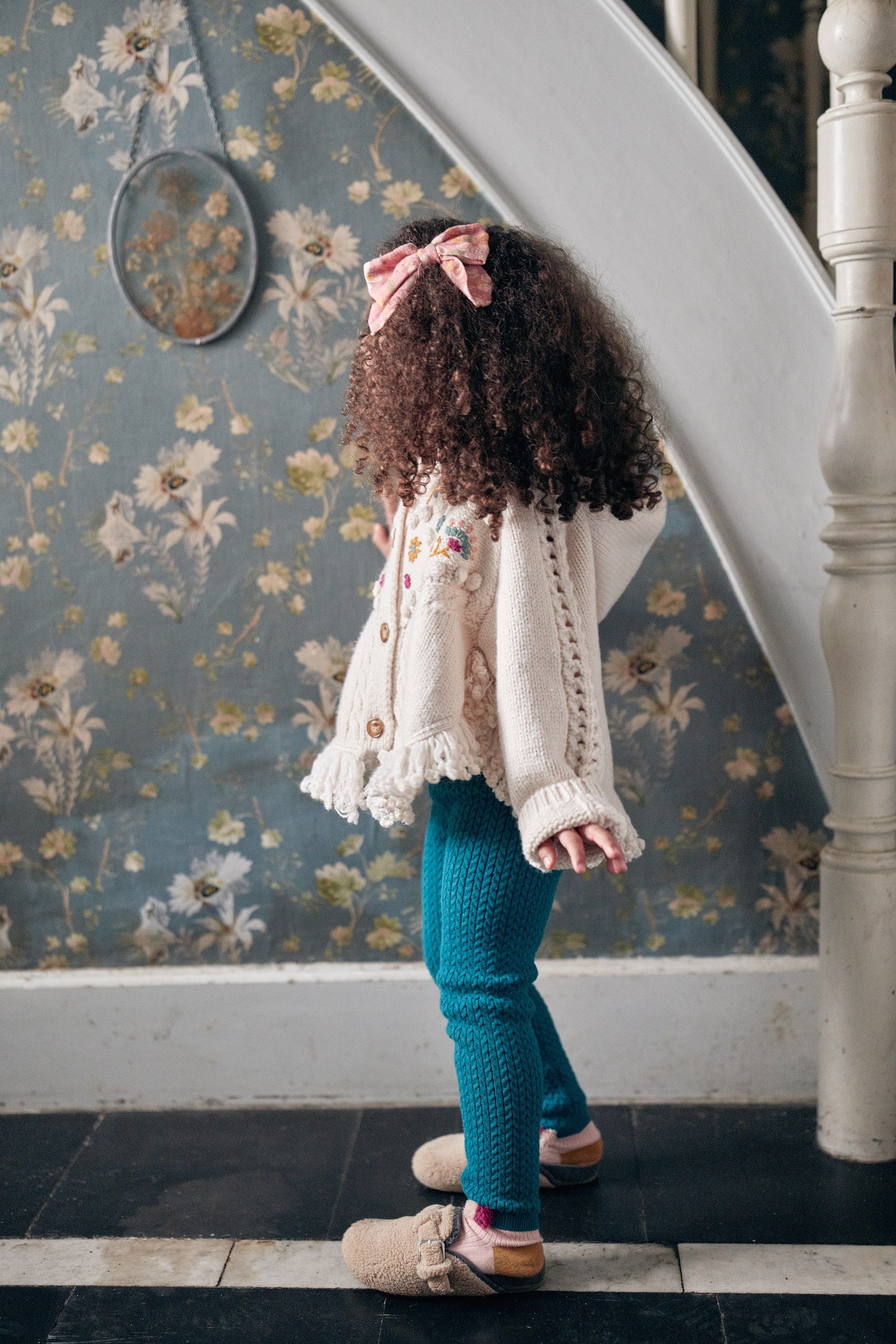 Girls White Wool Knit Cape