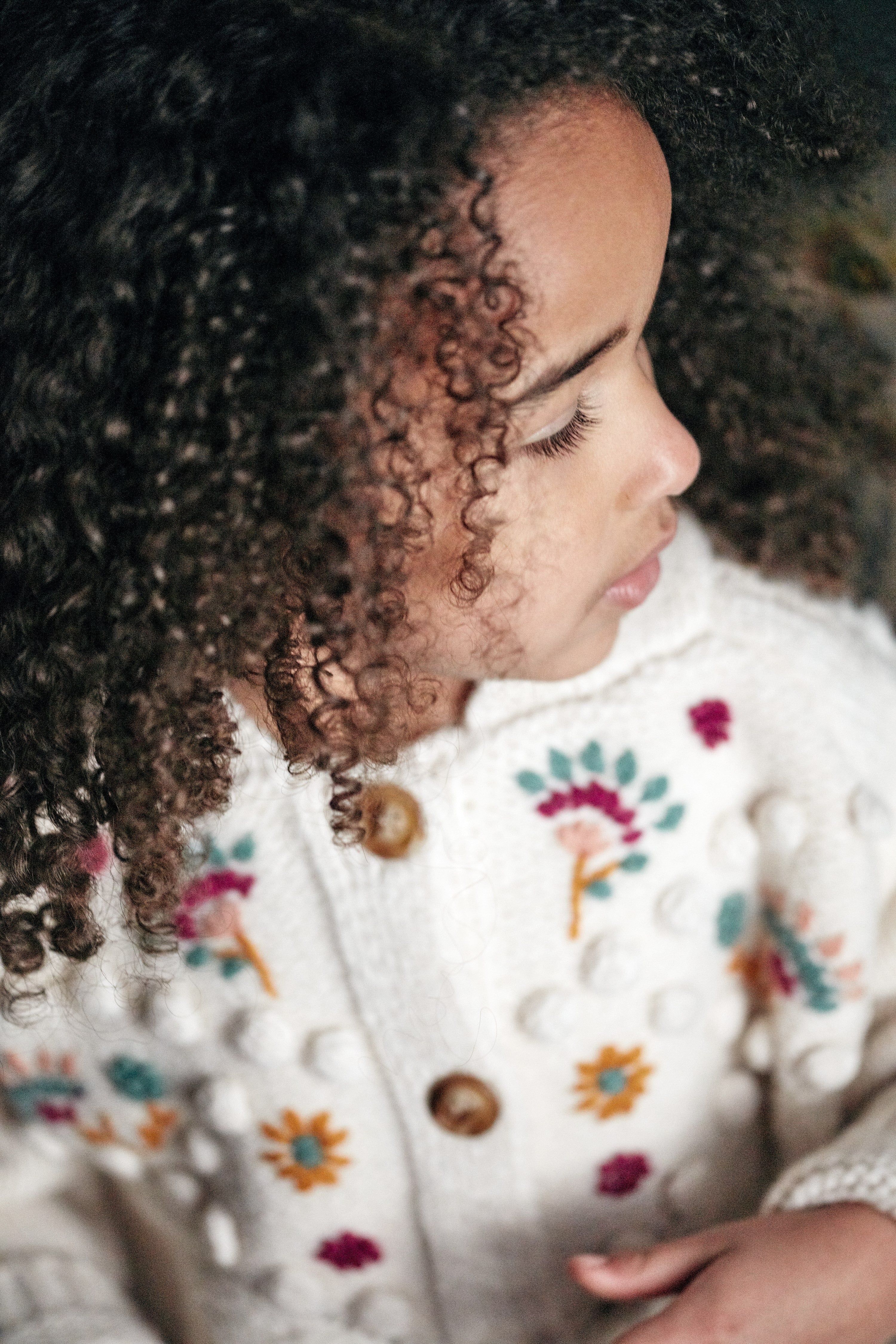 Girls White Wool Knit Cape