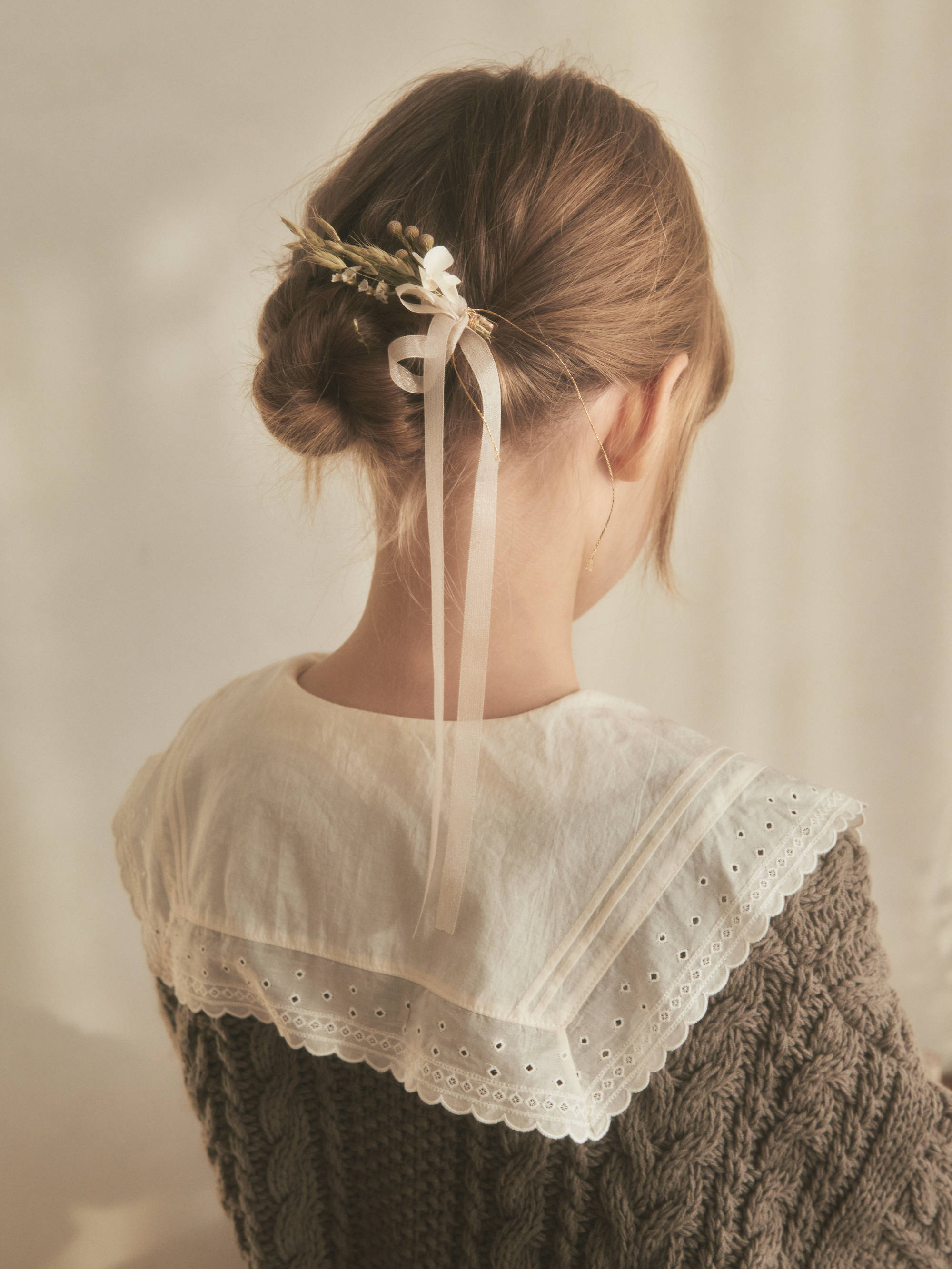 Girls White Lace Collar Cotton Shirt
