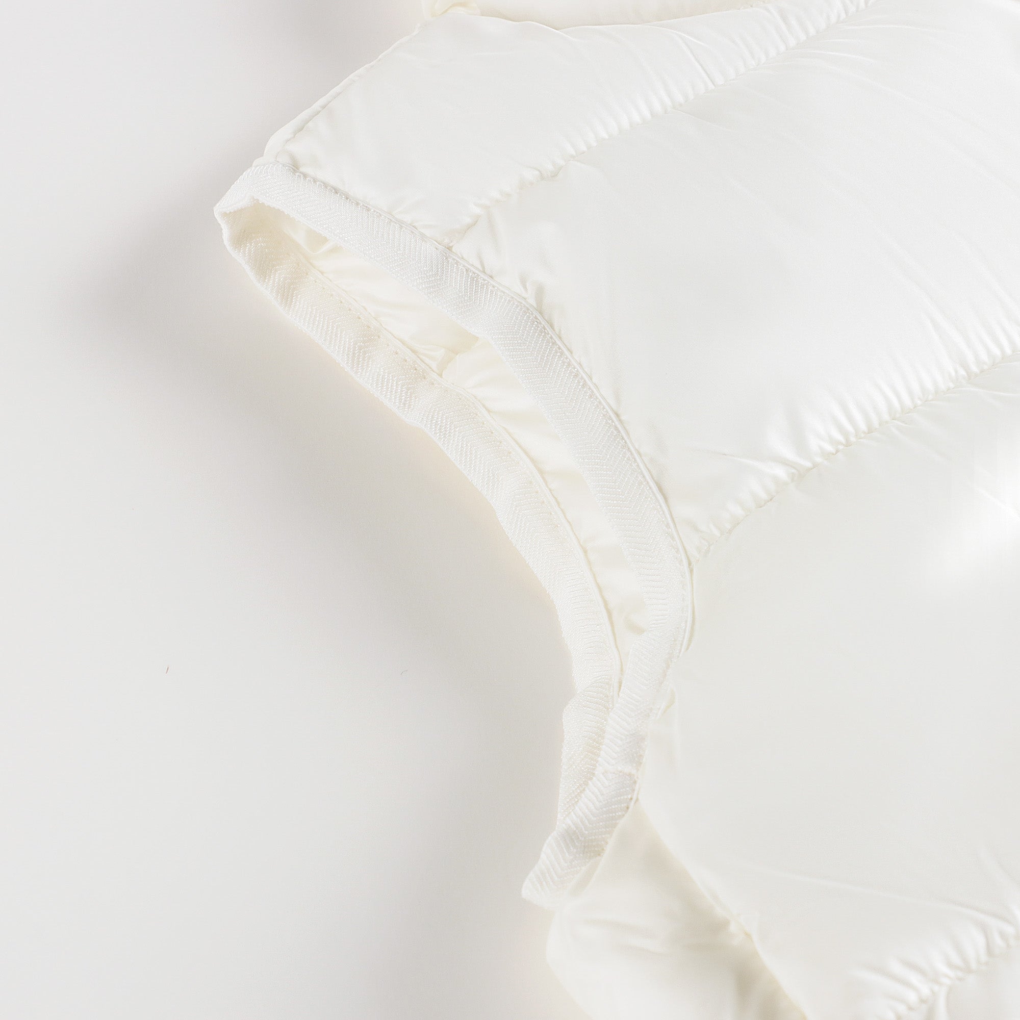 Boys & Girls White Padded Gilet