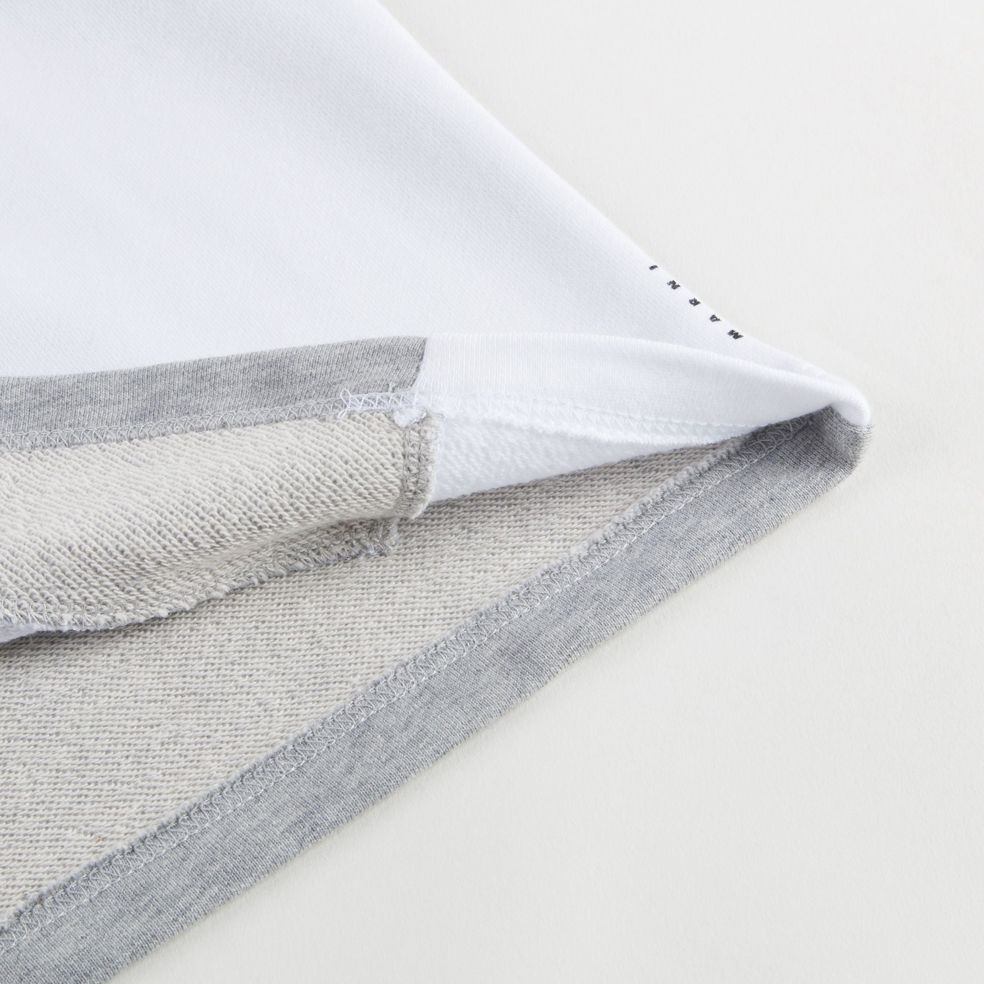 Girls Grey & White Printed Cotton T-shirt
