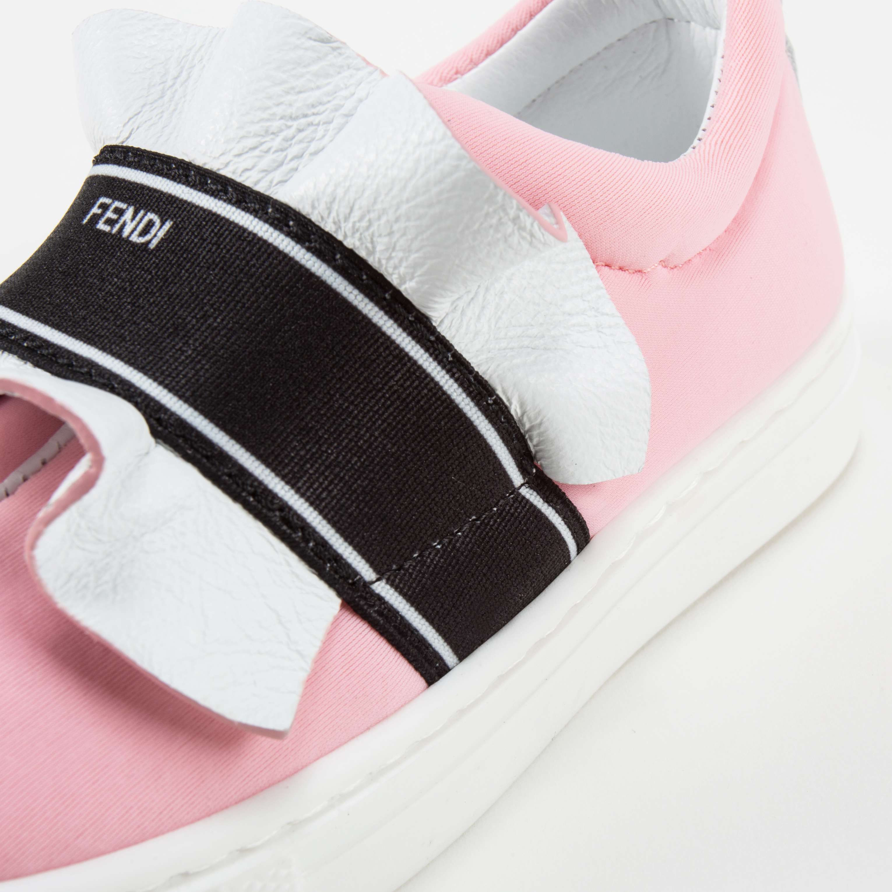 Girls Rosa & Black Logo Shoes