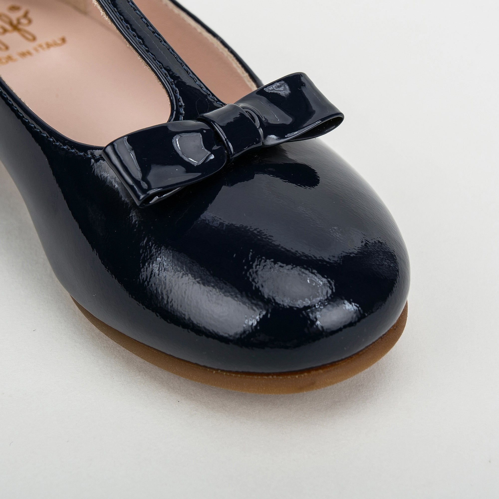 Girls Blue Patent Leather T-Bar Shoes With Bow Trims