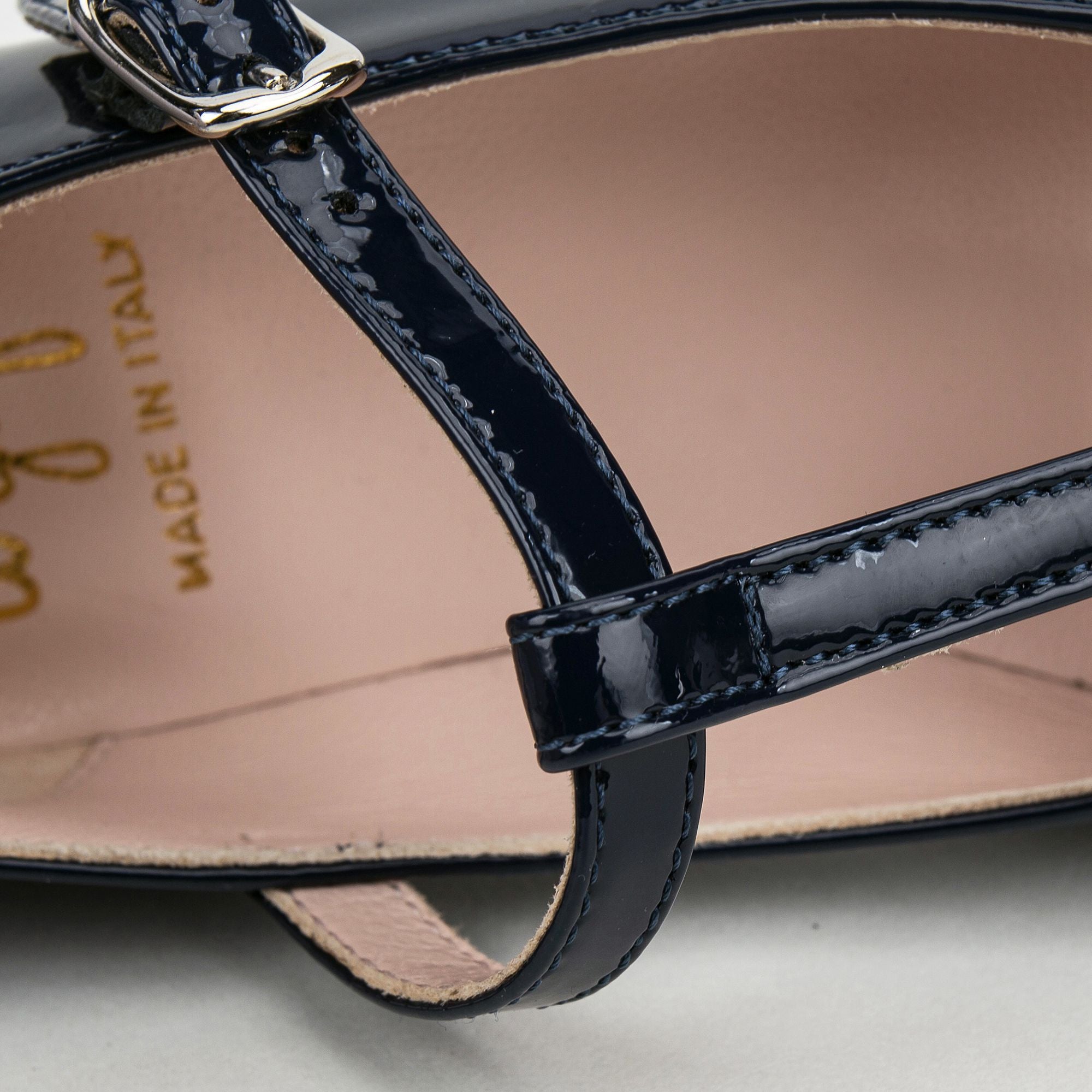 Girls Blue Patent Leather T-Bar Shoes With Bow Trims