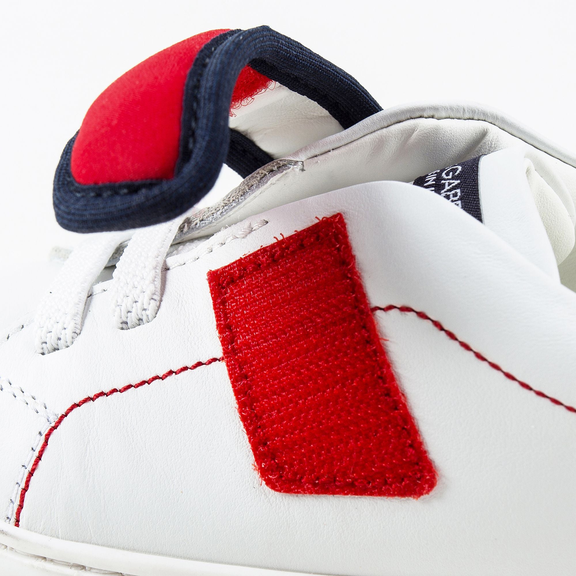 Baby Girls White Leather Whit Red Logo Shoes