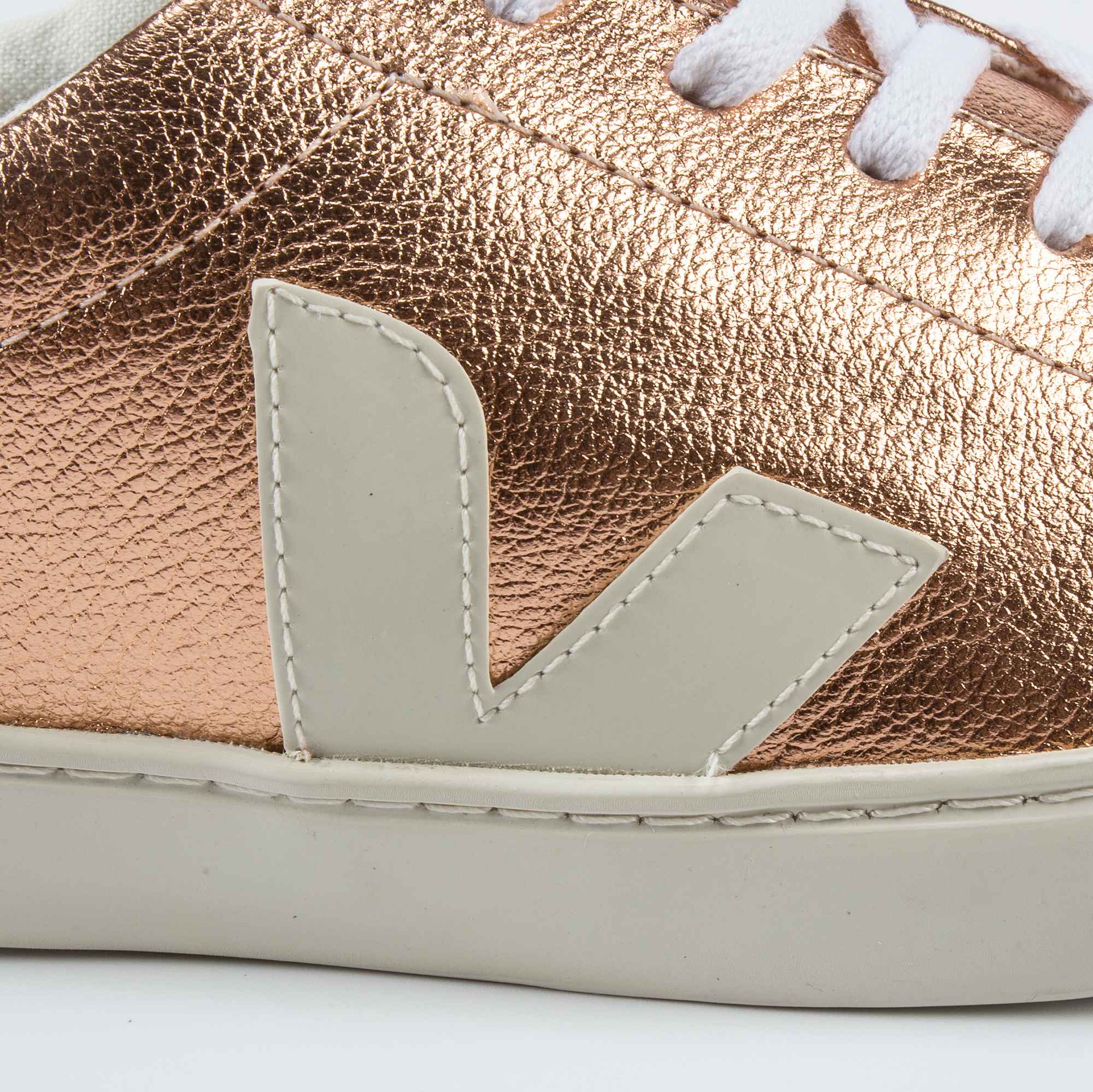 Girls Venus Pierre Leather With White "V" Shoes
