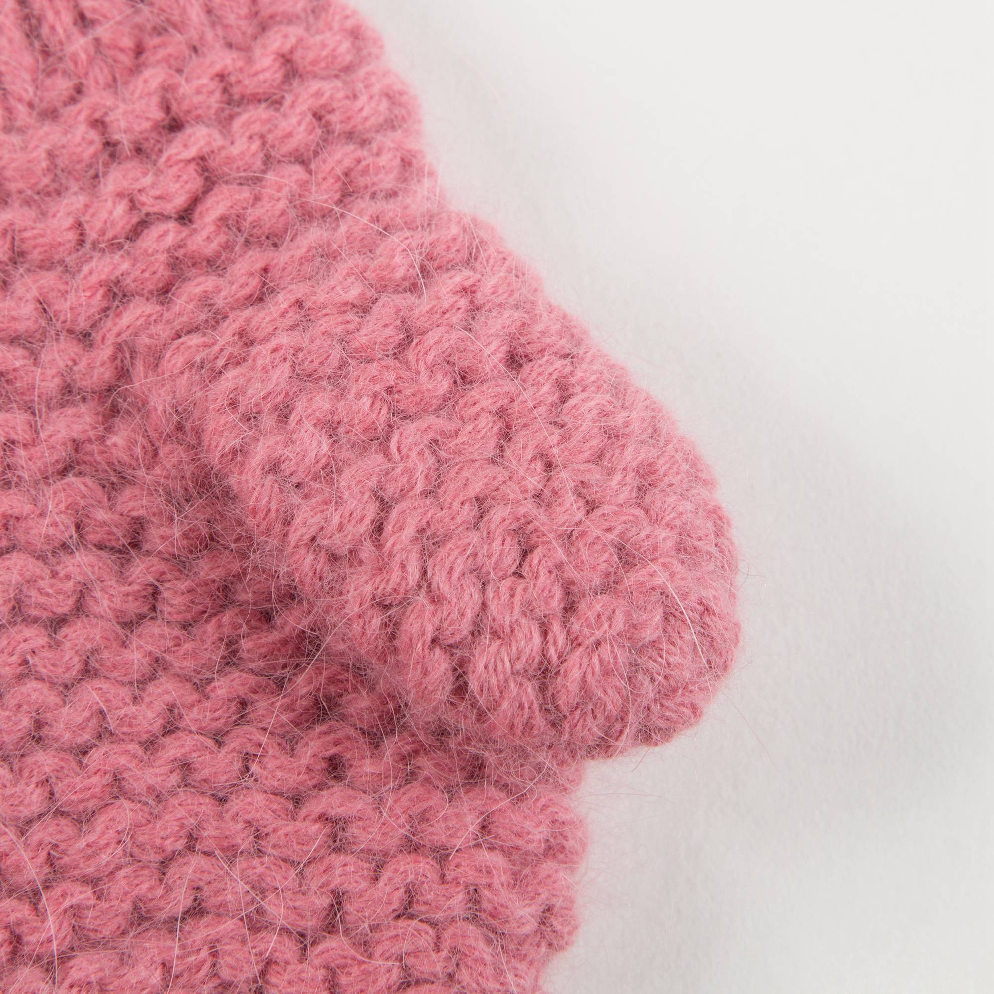 Girls Pansey Pink  Angora  Mittens