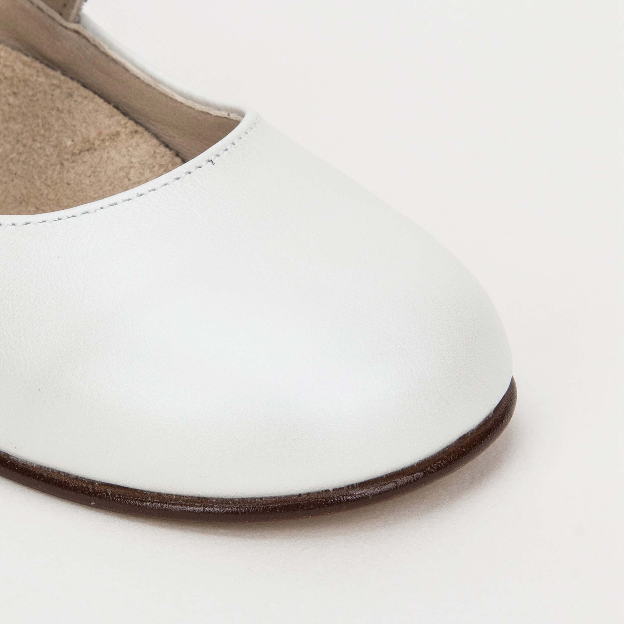 Baby Girls Ivory Leather Shoes With White Diamond Trims