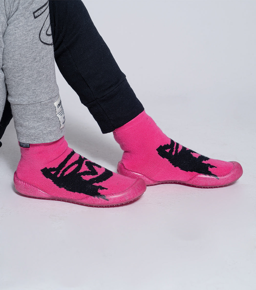 Girls Bright Pink Cat Printed Slippers