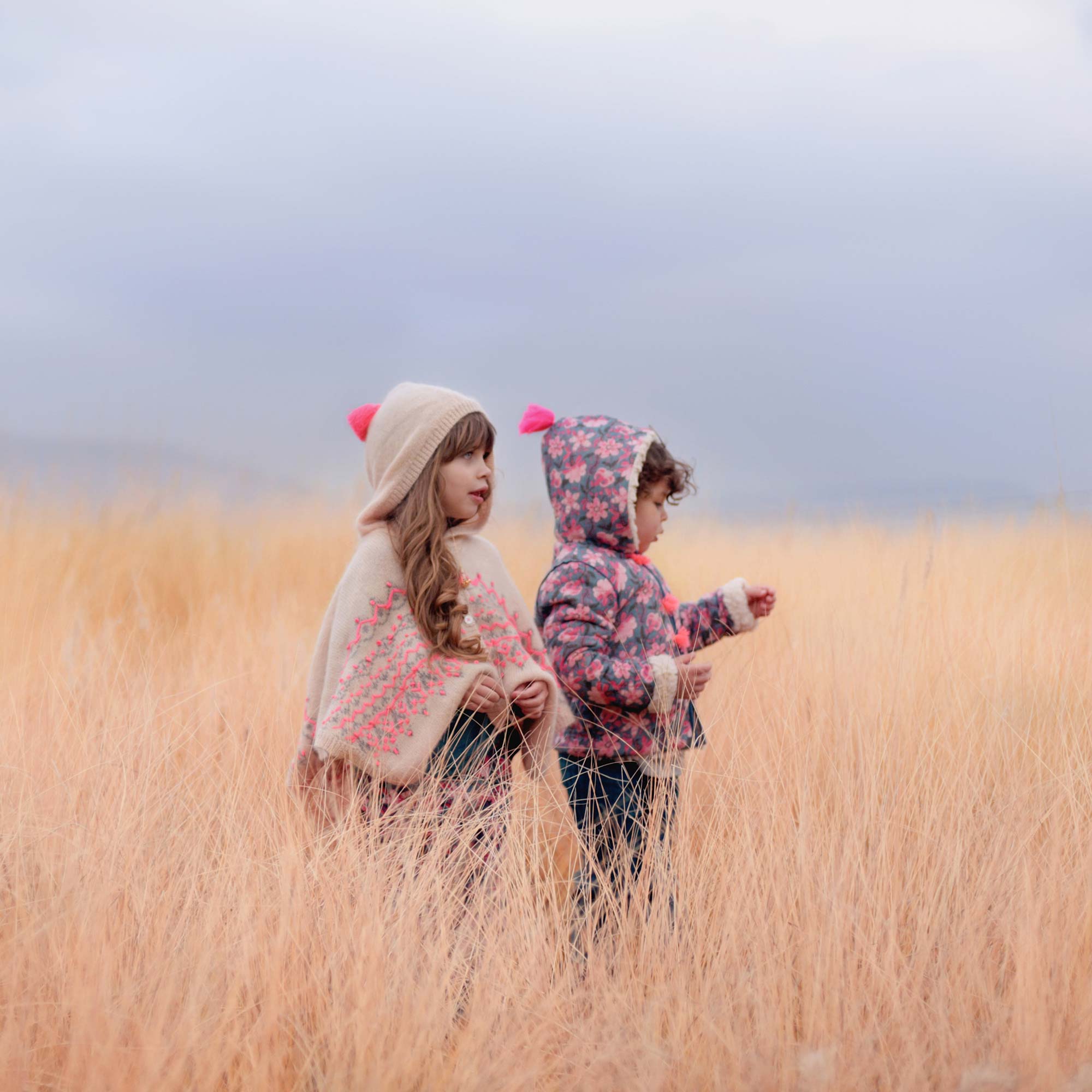 Girls Beige Zip-up Cape